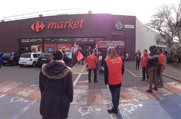 « Les week-ends de la colère » des salariés de Carrefour Market