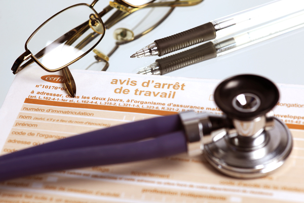 PSA et la d&eacute;ontologie du m&eacute;decin du travail