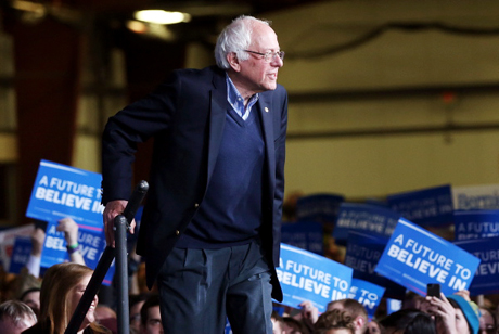 Bernie Sanders, le candidat socialiste, toujours dans la course…