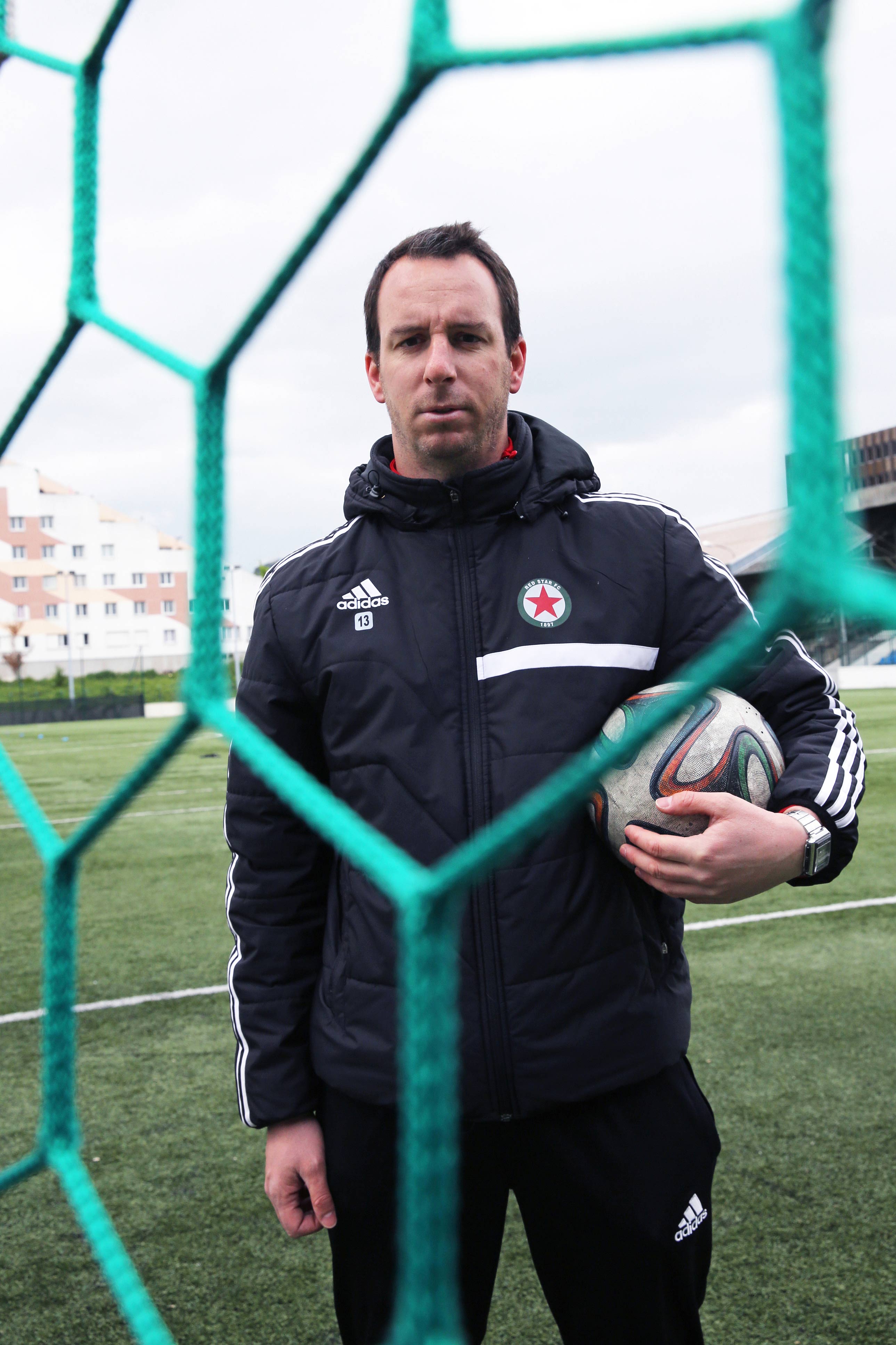 Julien, éducateur sportif football, Red Star 93. St Ouen avril 2016.