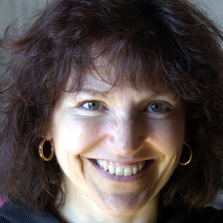 Véronique Lopez | Rédactrice en chef de la NVO