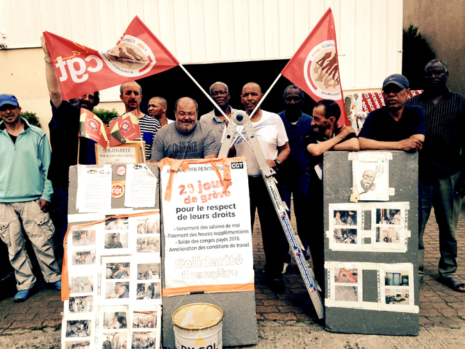 Les Peintec en grève pour toucher leur salaire