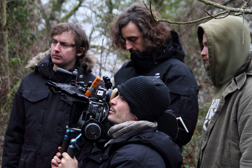 Réaliser malgré la précarité